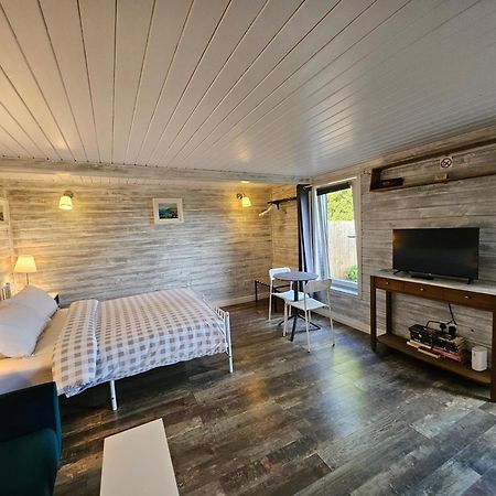 Loughview Chalet Whitehouse  Bagian luar foto