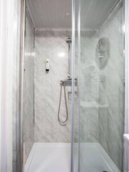 Loughview Chalet Whitehouse  Bagian luar foto
