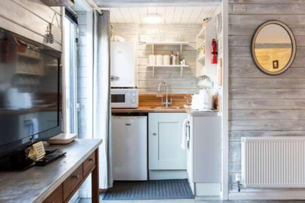 Loughview Chalet Whitehouse  Bagian luar foto