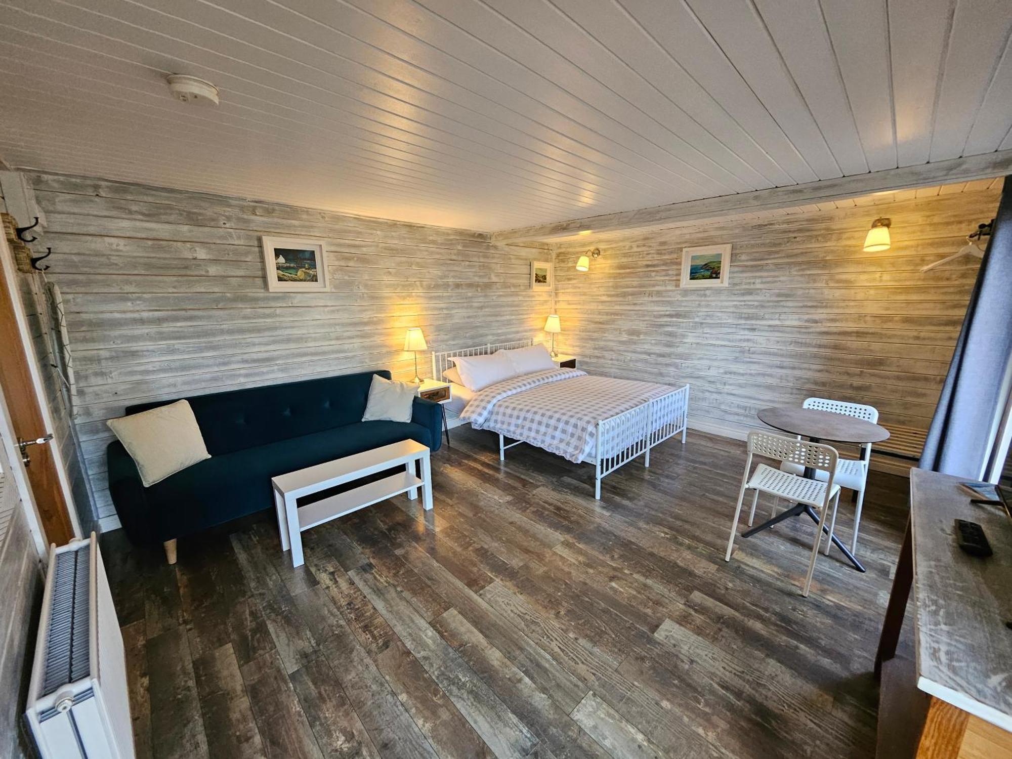 Loughview Chalet Whitehouse  Bagian luar foto